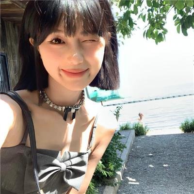 治愈系邻居有秘密